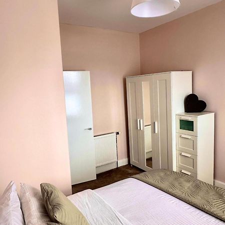 Prestwick Kingb Petsok Freep Wifi Tv Apartment Luaran gambar