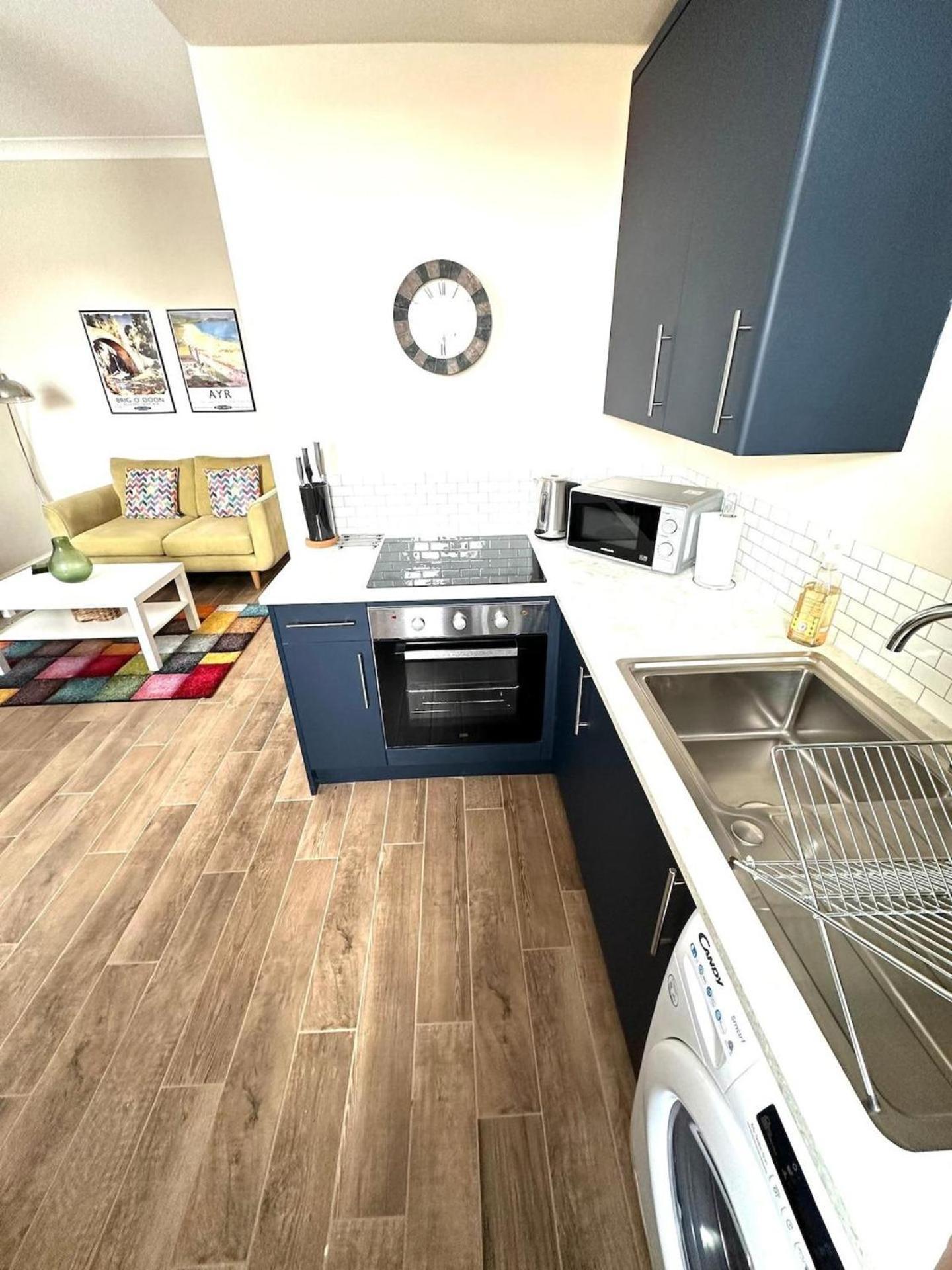 Prestwick Kingb Petsok Freep Wifi Tv Apartment Luaran gambar